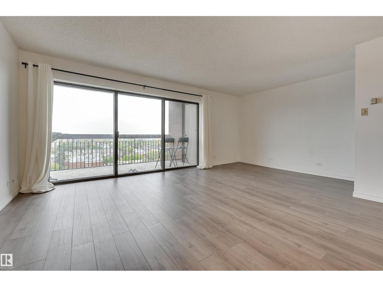 #1204 11027 87 Av Nw, Edmonton, Alberta  T6G 2P9 - Photo 2 - E4452138