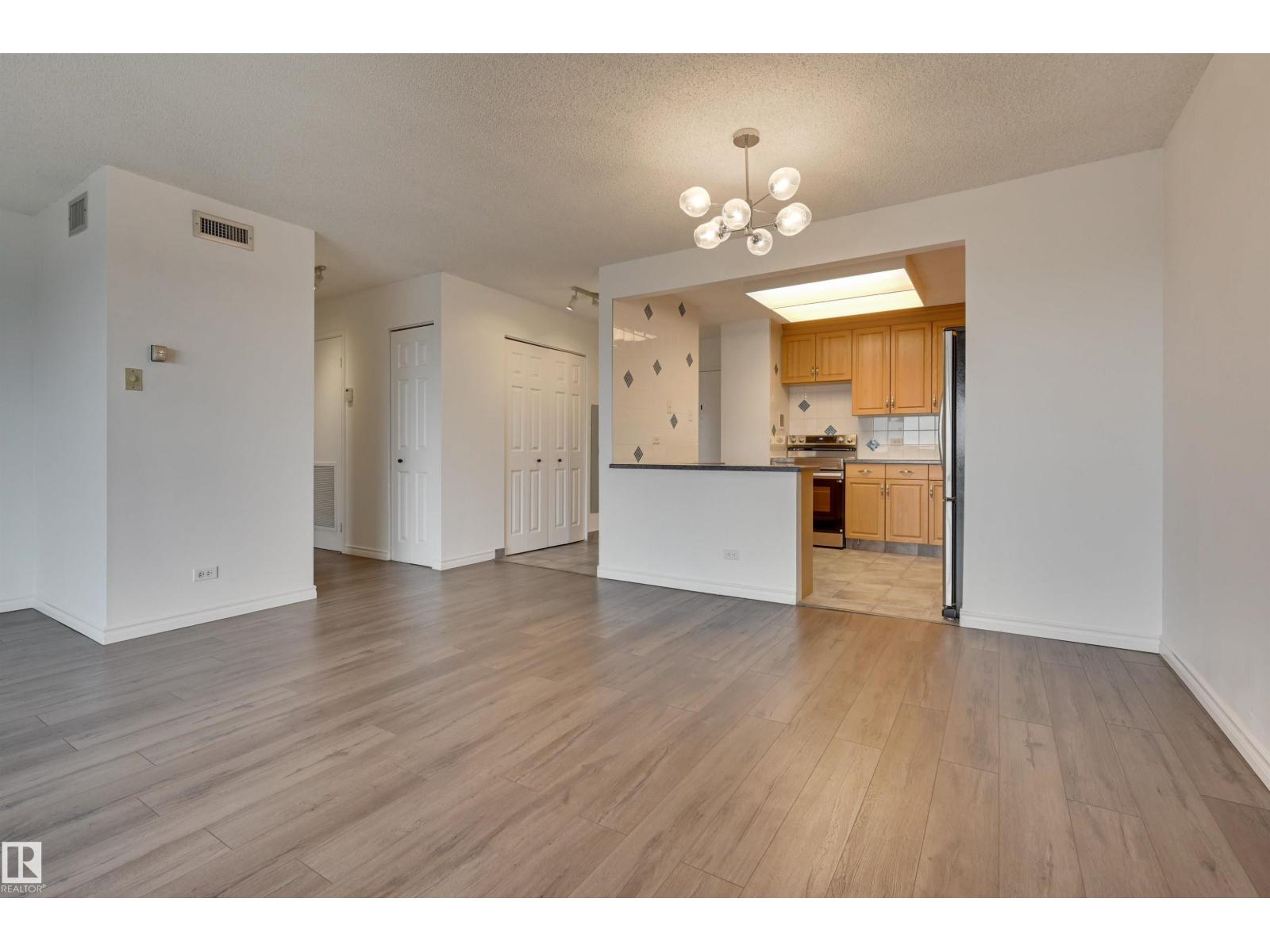 #1204 11027 87 Av Nw, Edmonton, Alberta  T6G 2P9 - Photo 7 - E4452138
