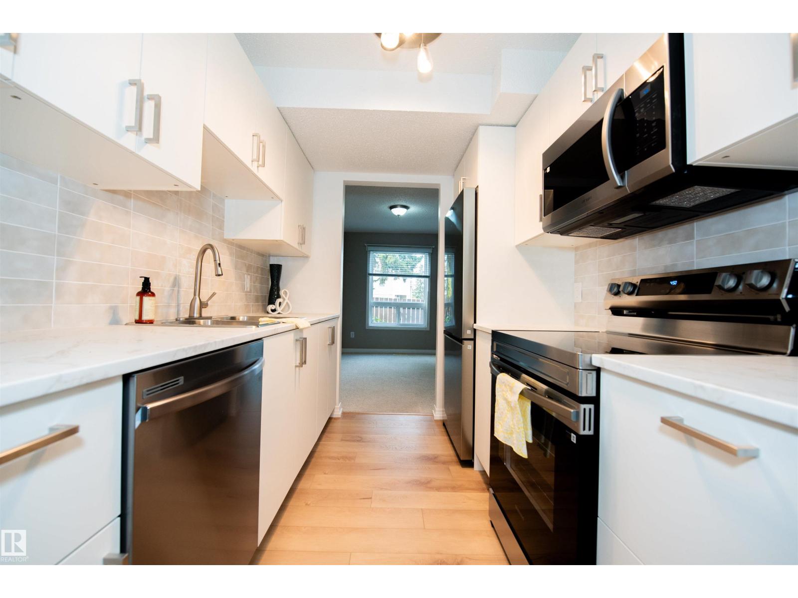 620 Saddleback Rd Nw Nw, Edmonton, Alberta  T6J 4Z3 - Photo 9 - E4459996