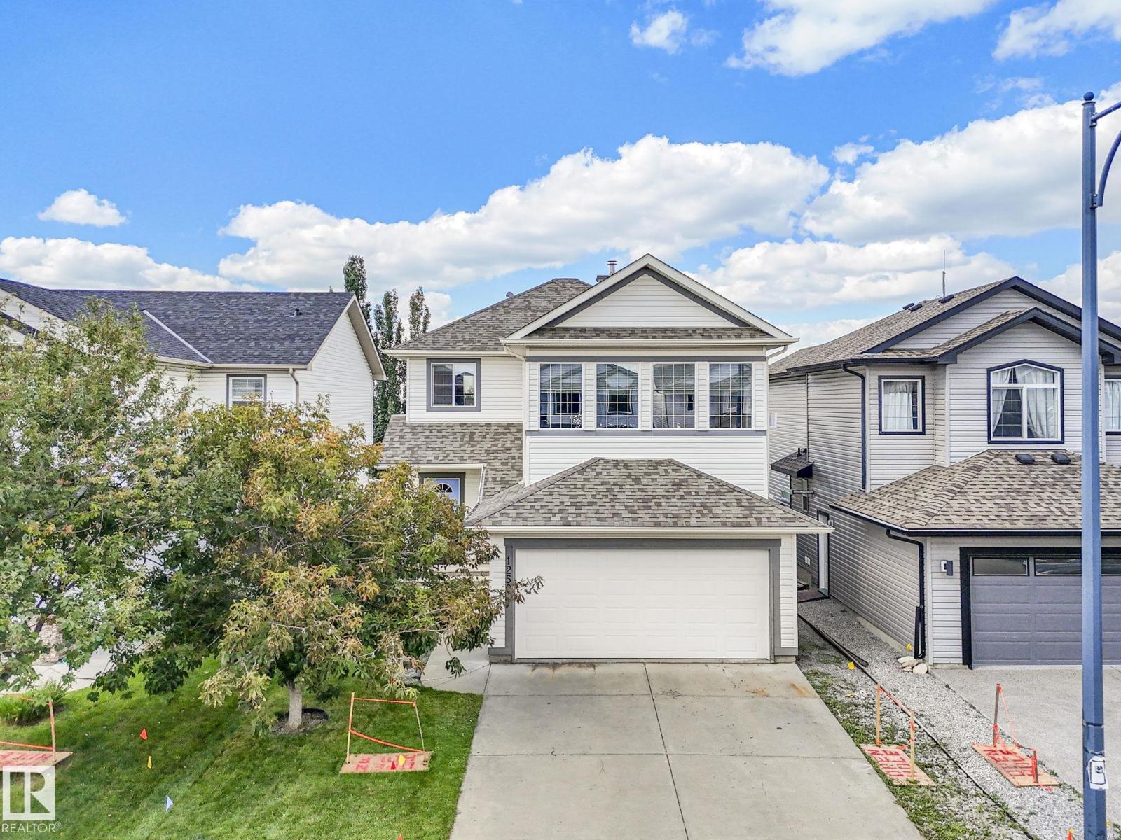1250 Mcallister Wy Sw, Edmonton, Alberta  T6W 1X7 - Photo 2 - E4459998