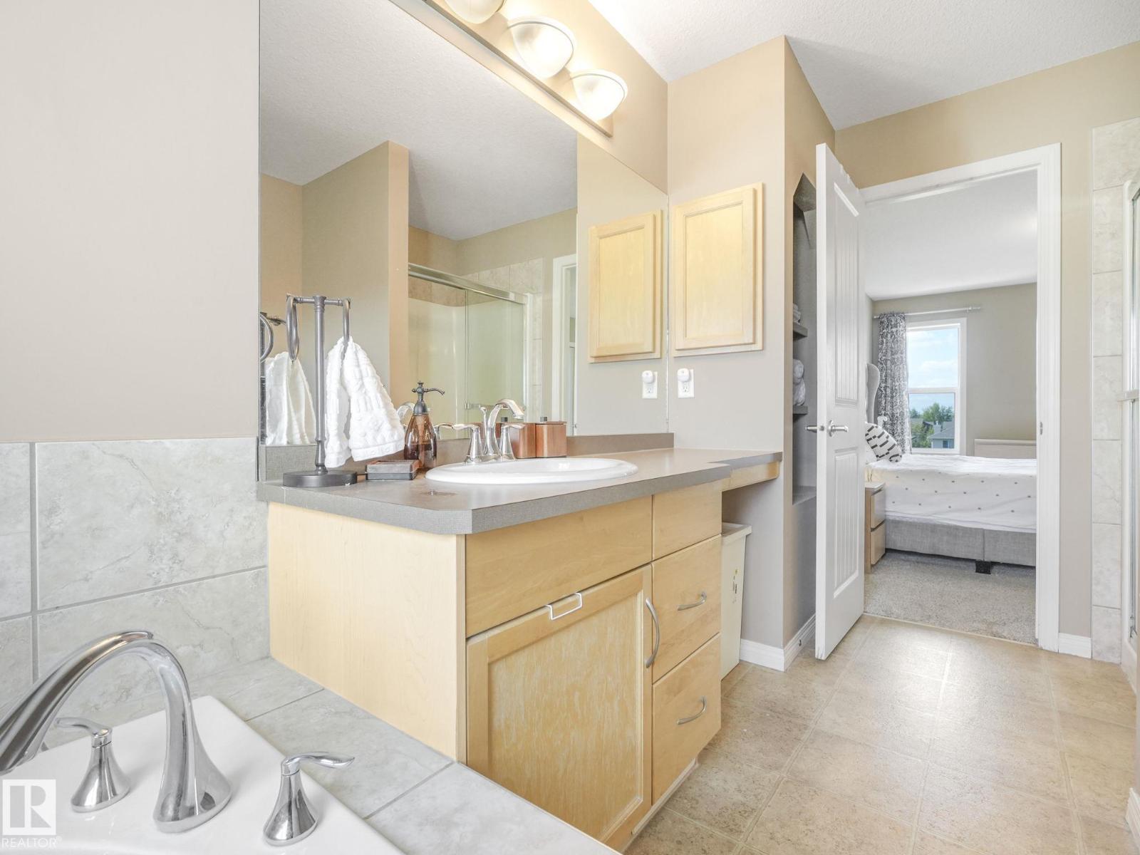 1250 Mcallister Wy Sw, Edmonton, Alberta  T6W 1X7 - Photo 39 - E4459998