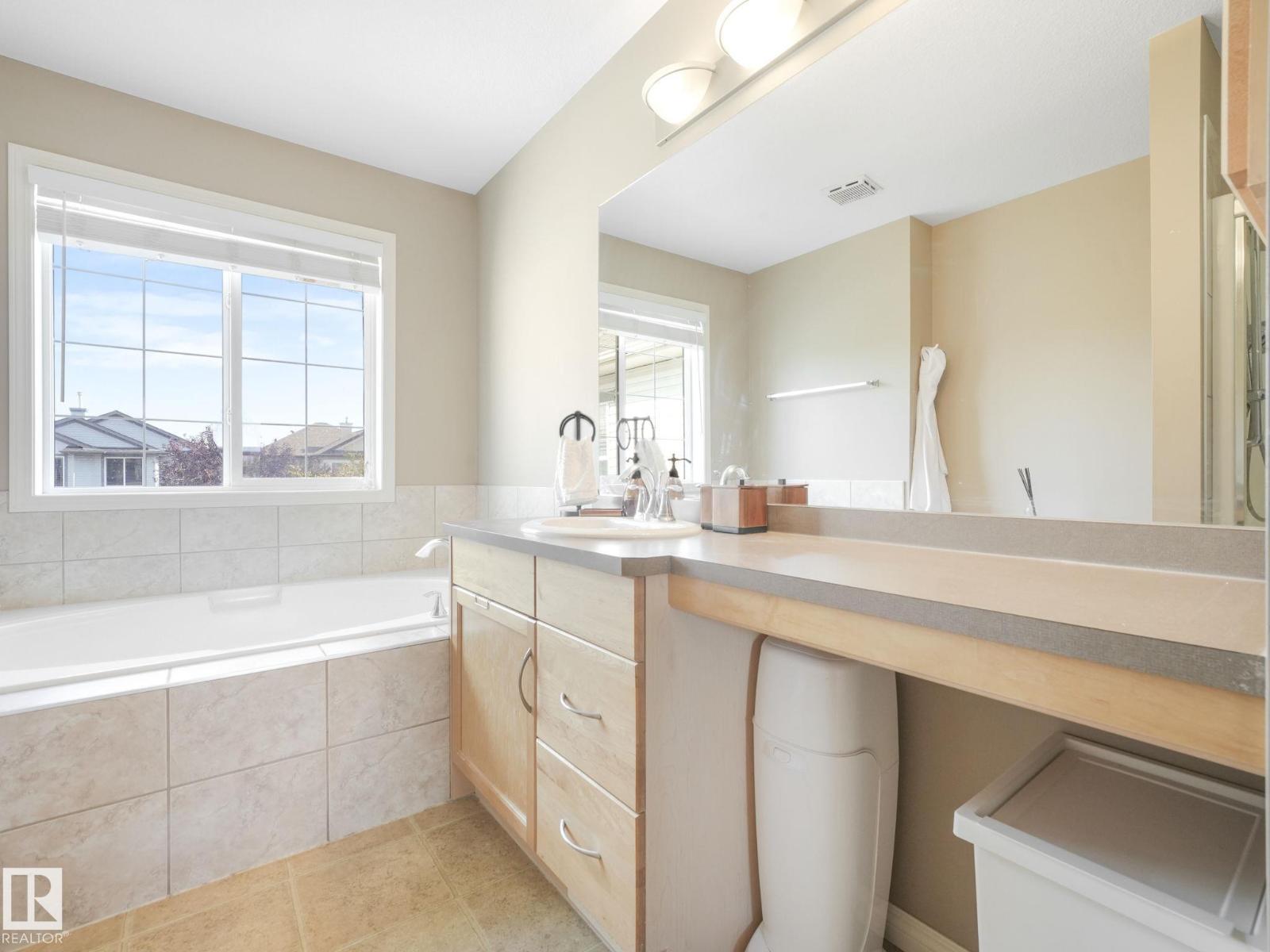 1250 Mcallister Wy Sw, Edmonton, Alberta  T6W 1X7 - Photo 42 - E4459998
