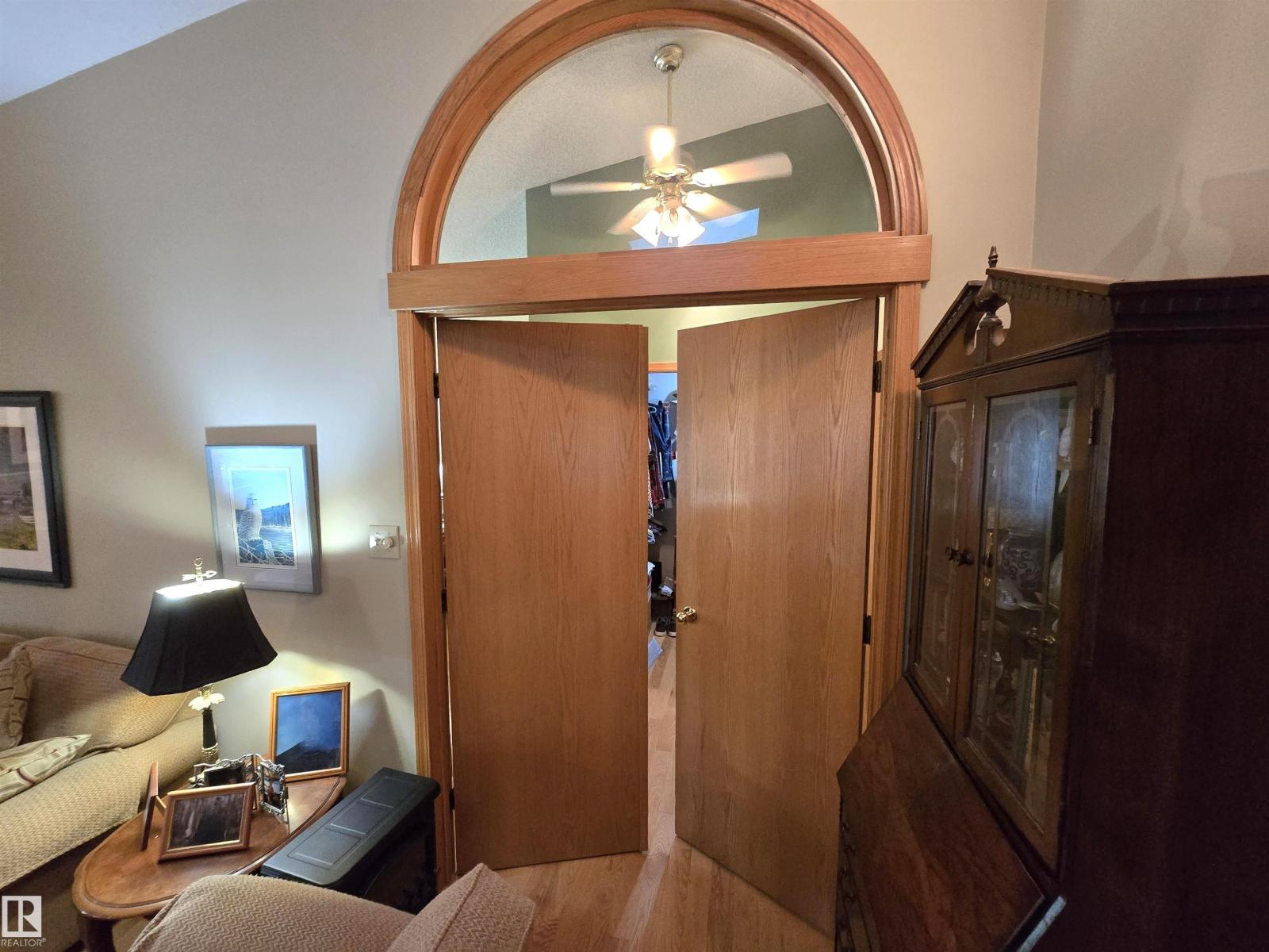 364 Rehwinkel Cl Nw, Edmonton, Alberta  T6R 1Y5 - Photo 19 - E4460000