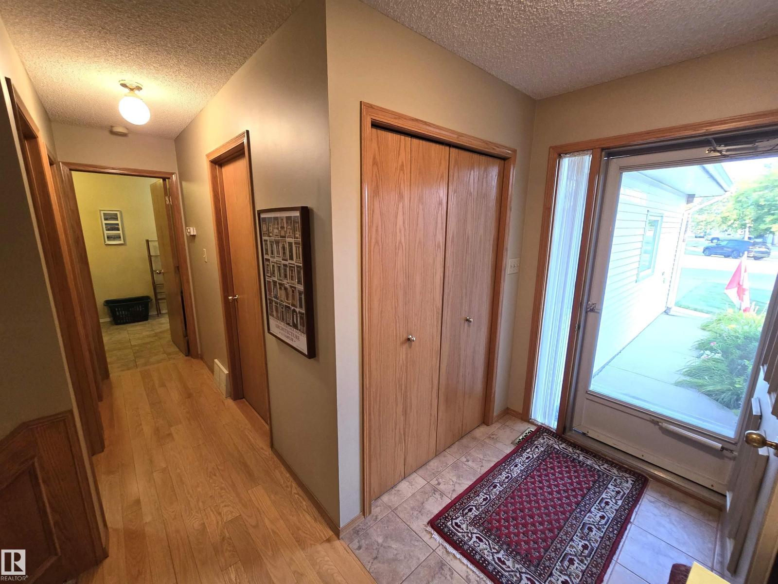 364 Rehwinkel Cl Nw, Edmonton, Alberta  T6R 1Y5 - Photo 26 - E4460000