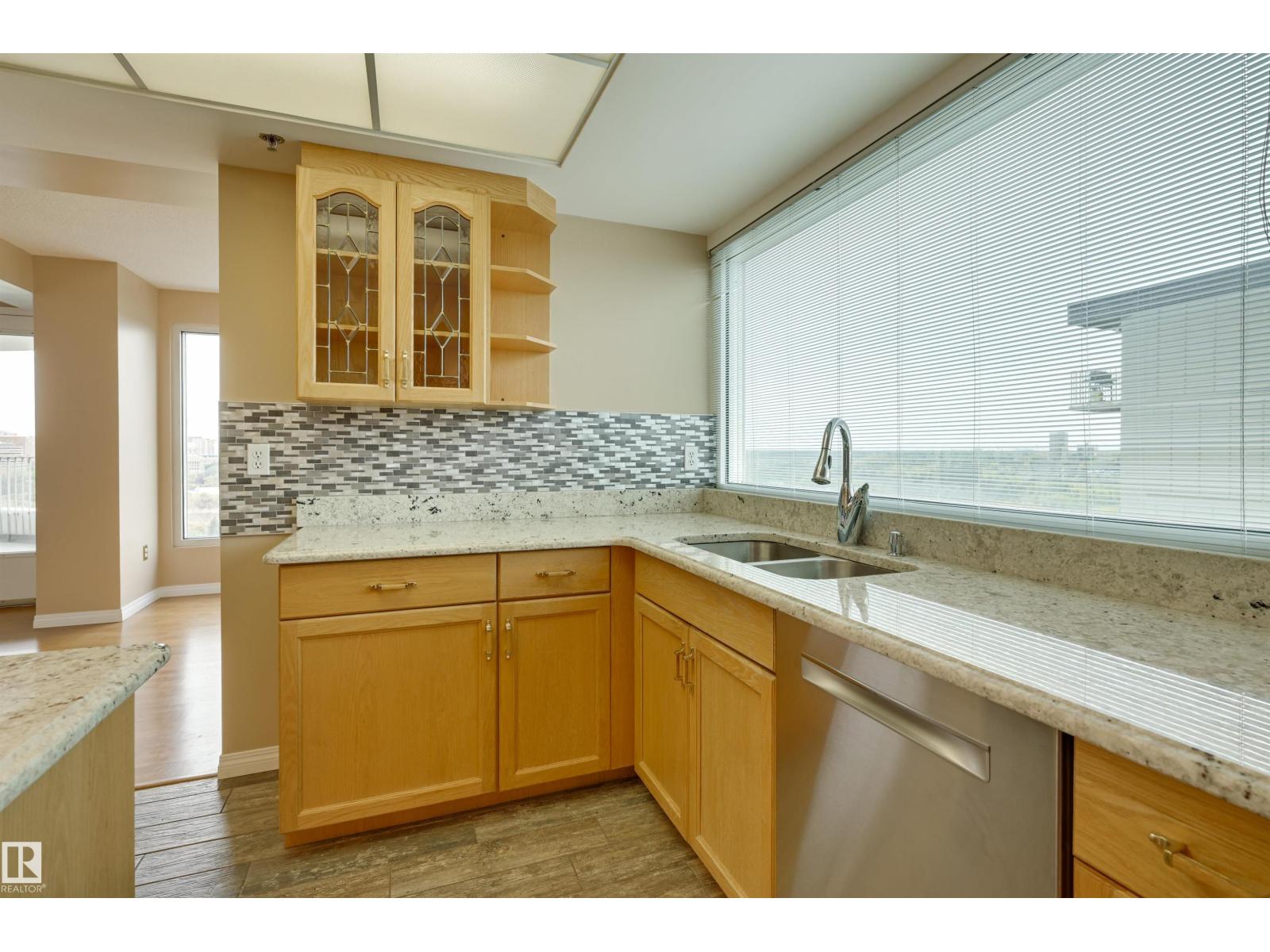 #1003 10721 Saskatchewan Dr Nw, Edmonton, Alberta  T6E 6H1 - Photo 13 - E4459999
