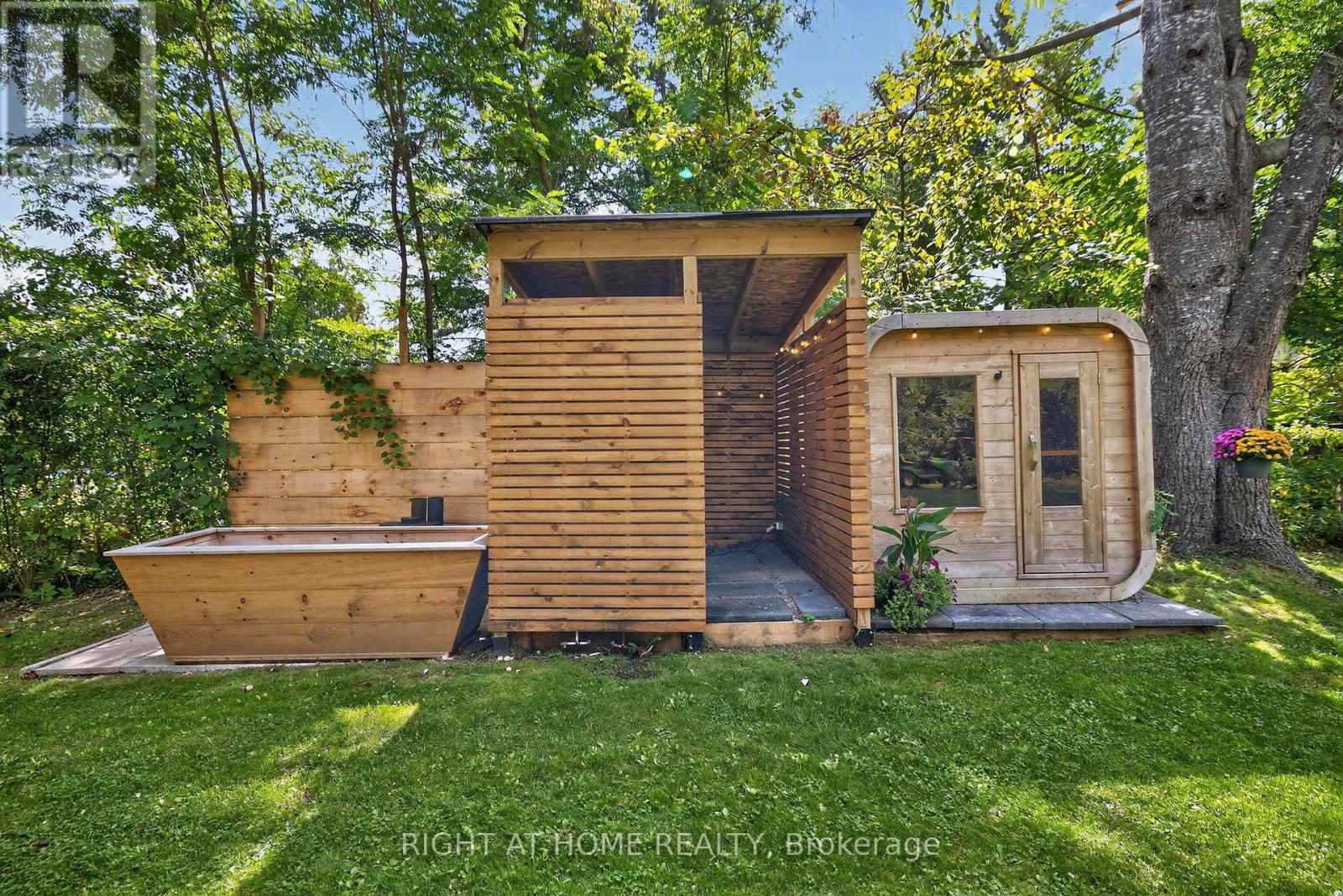 11 Nicholson Drive, Uxbridge, Ontario  L9P 1R2 - Photo 35 - N12414143