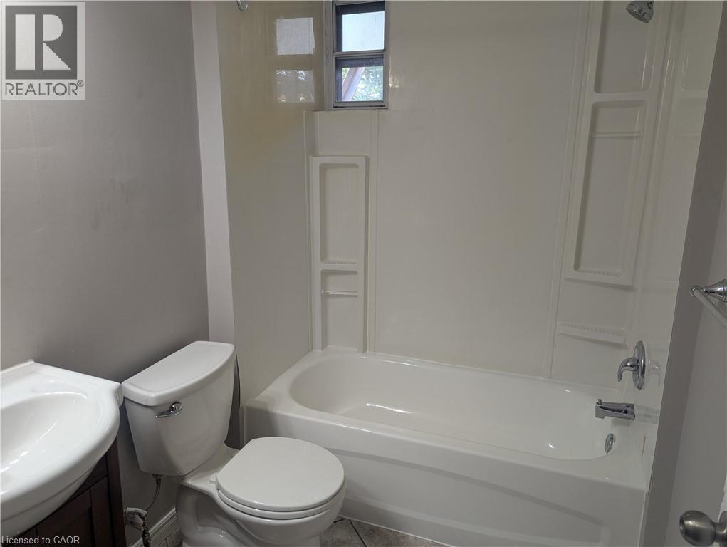 42 Steven Street, Hamilton, Ontario  L8L 5N5 - Photo 10 - 40774621