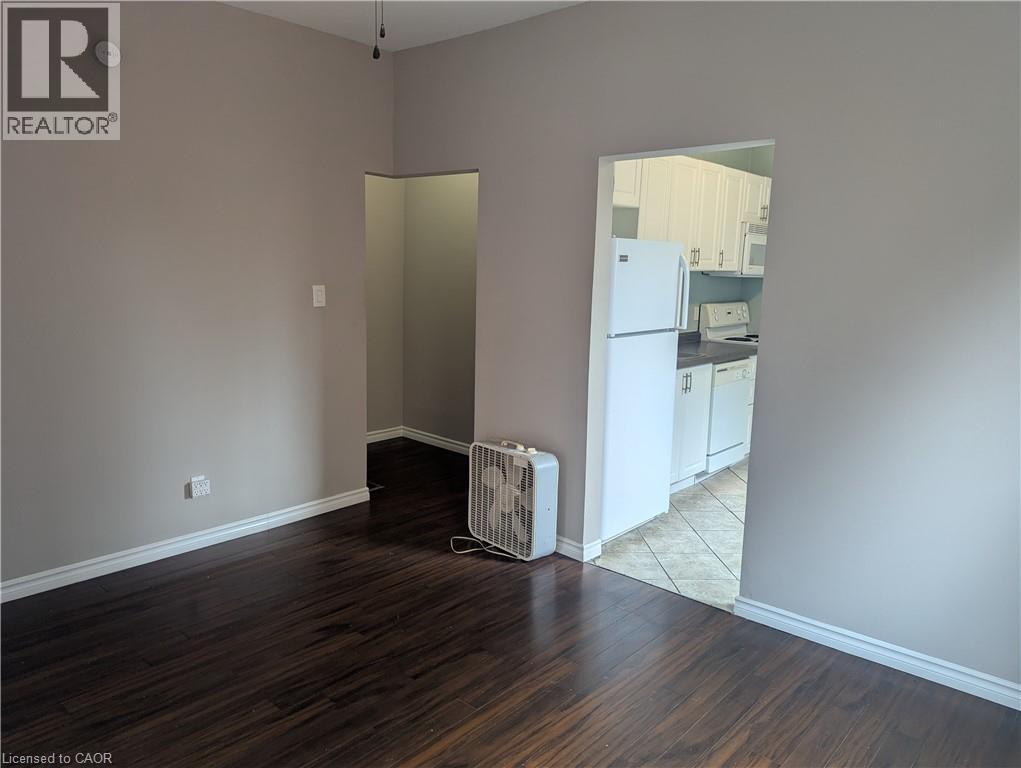 42 Steven Street, Hamilton, Ontario  L8L 5N5 - Photo 4 - 40774621