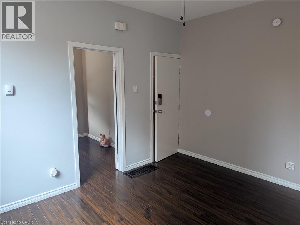 42 Steven Street, Hamilton, Ontario  L8L 5N5 - Photo 5 - 40774621