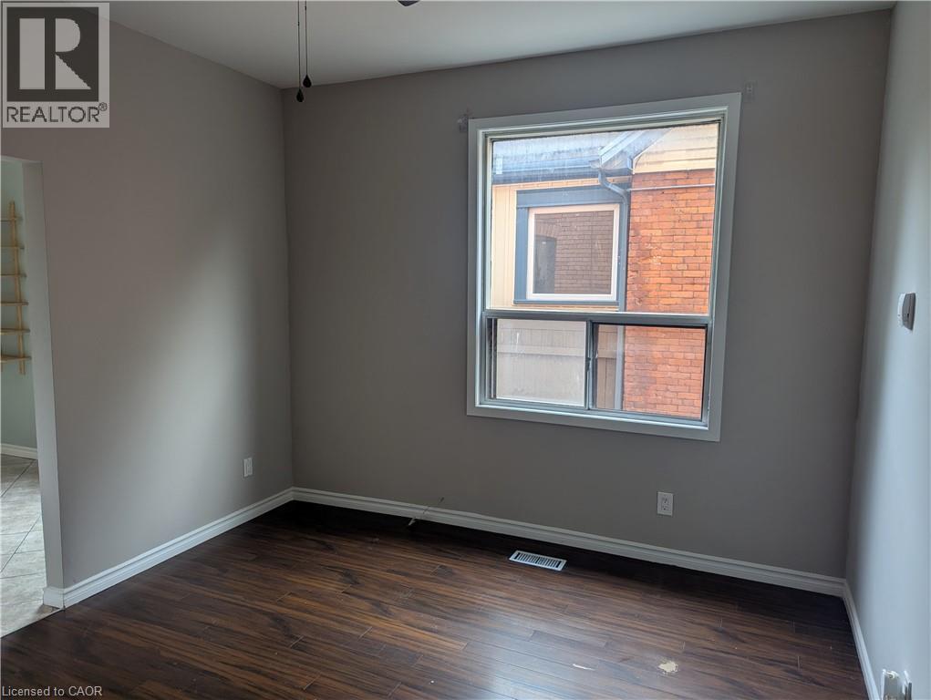 42 Steven Street, Hamilton, Ontario  L8L 5N5 - Photo 6 - 40774621