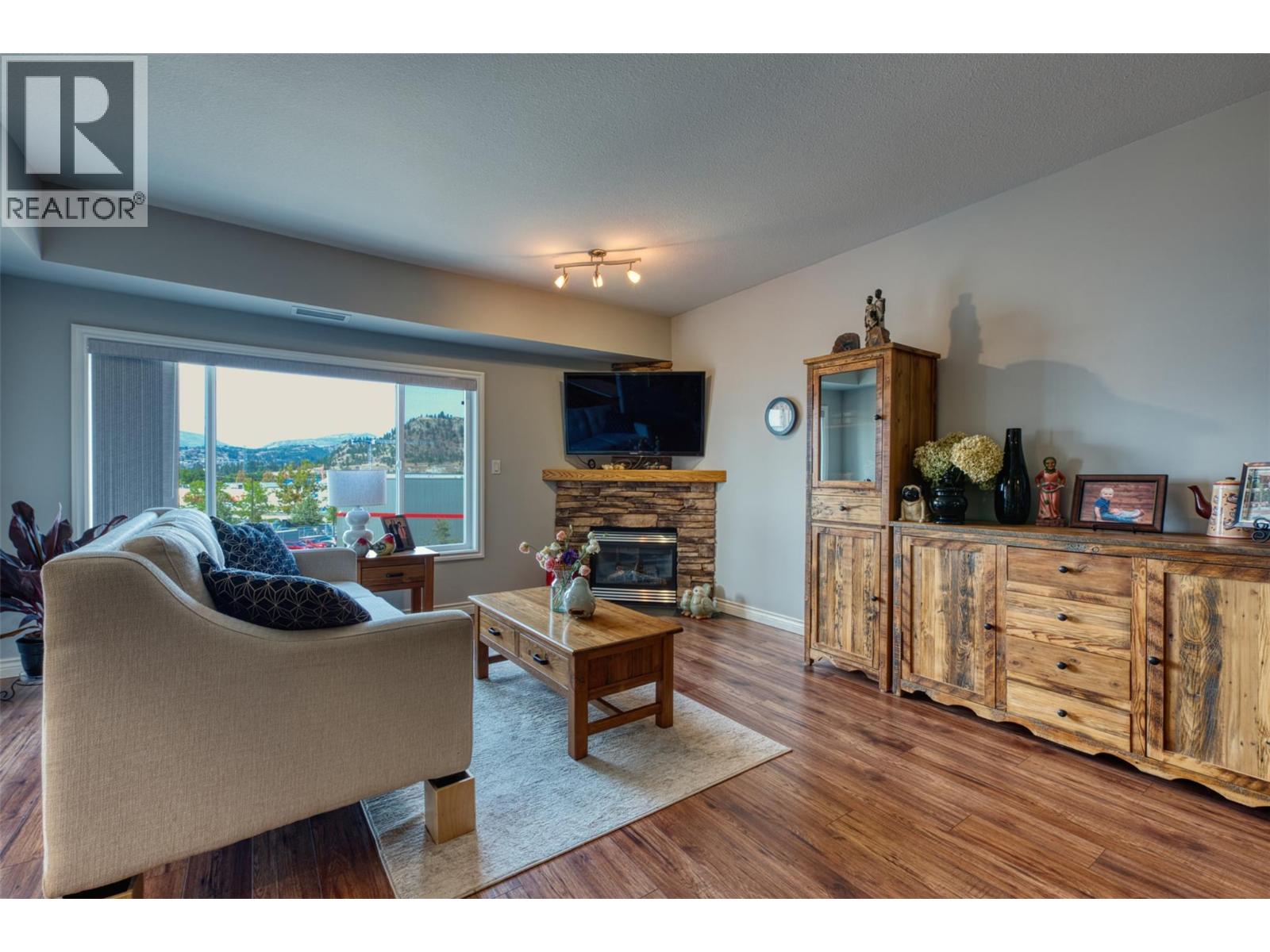 1961 Durnin Road Unit# 413, Kelowna, British Columbia  V1X 7K6 - Photo 5 - 10364421