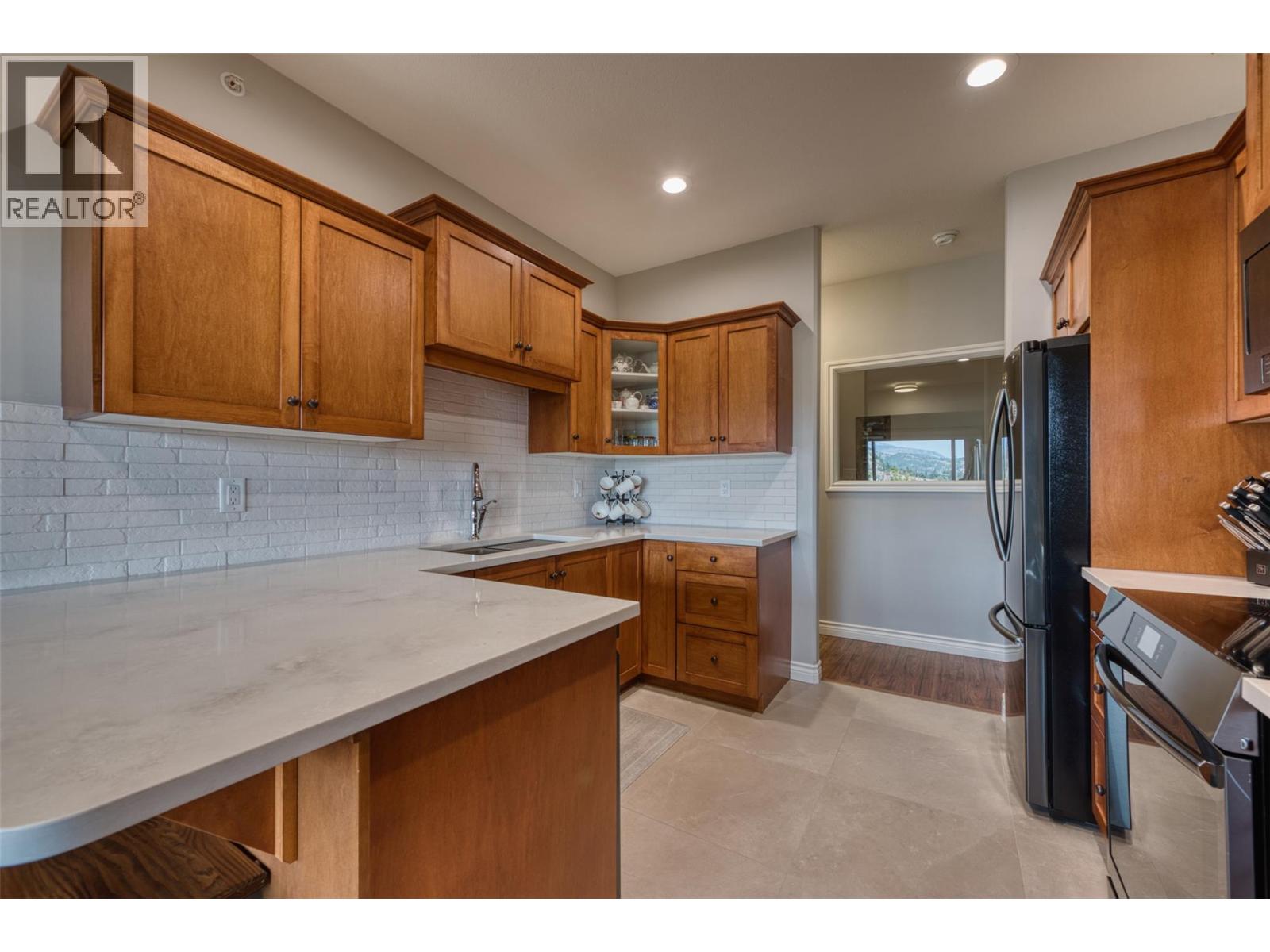1961 Durnin Road Unit# 413, Kelowna, British Columbia  V1X 7K6 - Photo 8 - 10364421