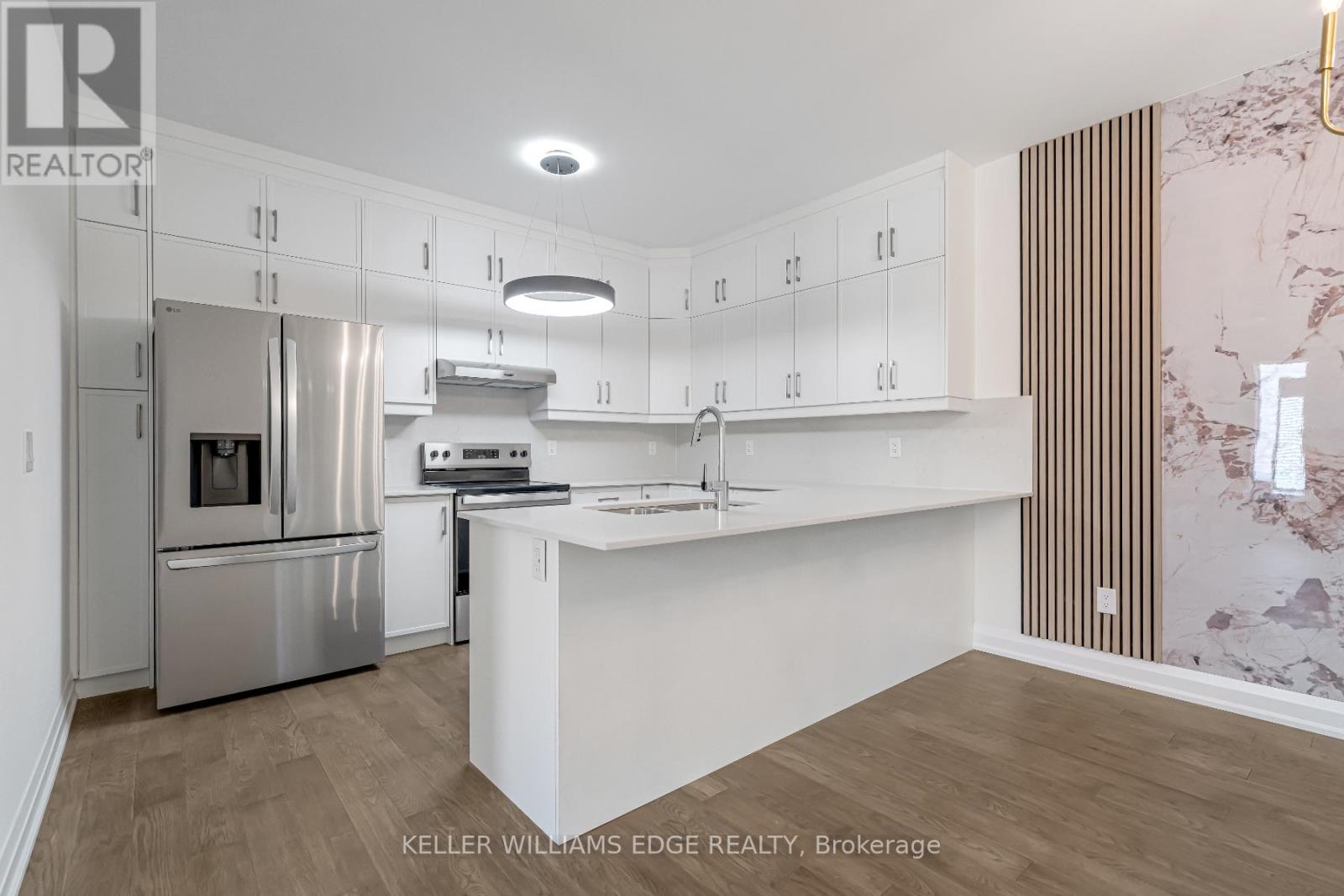 4 - 2154 Walkers Line, Burlington, Ontario  L7M 3R9 - Photo 15 - W12432855
