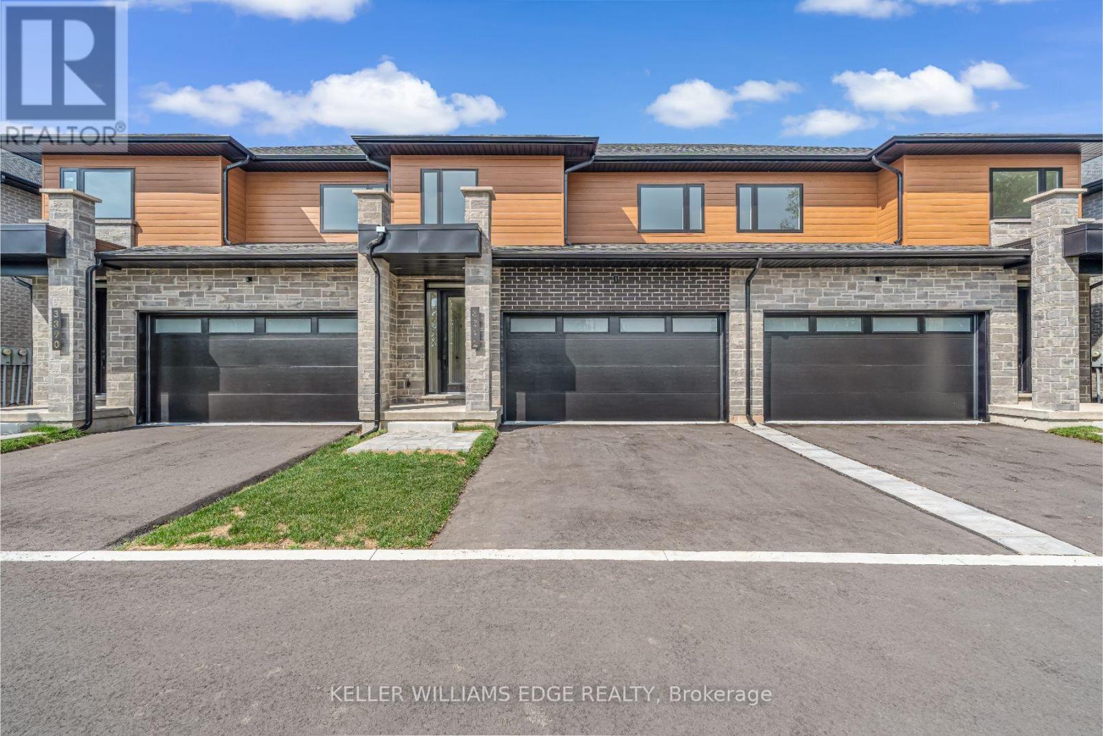 5 - 2154 Walkers Line, Burlington, Ontario  L7M 3R9 - Photo 3 - W12432948
