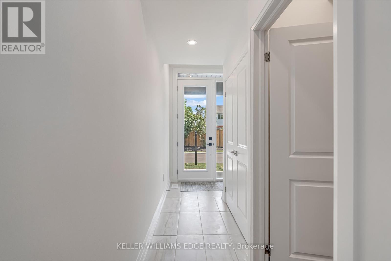 6 - 2154 Walkers Line, Burlington, Ontario  L7M 3R9 - Photo 12 - W12432972