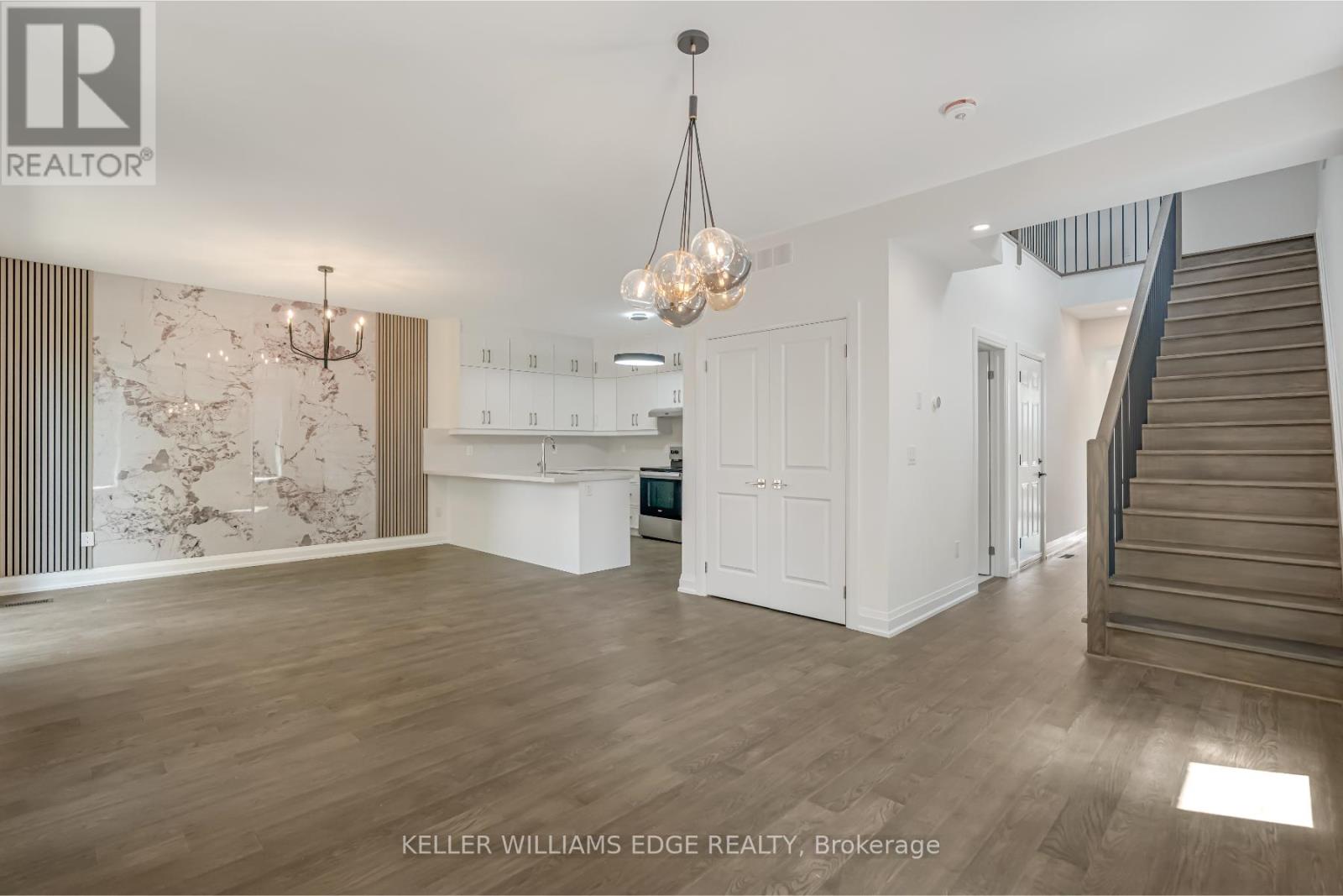 6 - 2154 Walkers Line, Burlington, Ontario  L7M 3R9 - Photo 14 - W12432972