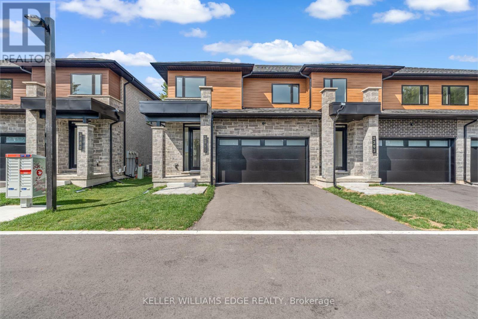 6 - 2154 Walkers Line, Burlington, Ontario  L7M 3R9 - Photo 3 - W12432972