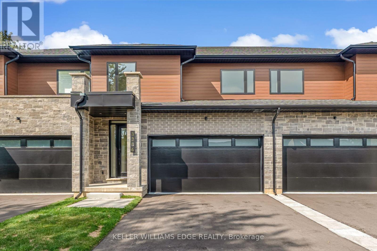 8 - 2154 WALKERS LINE, Burlington, Ontario