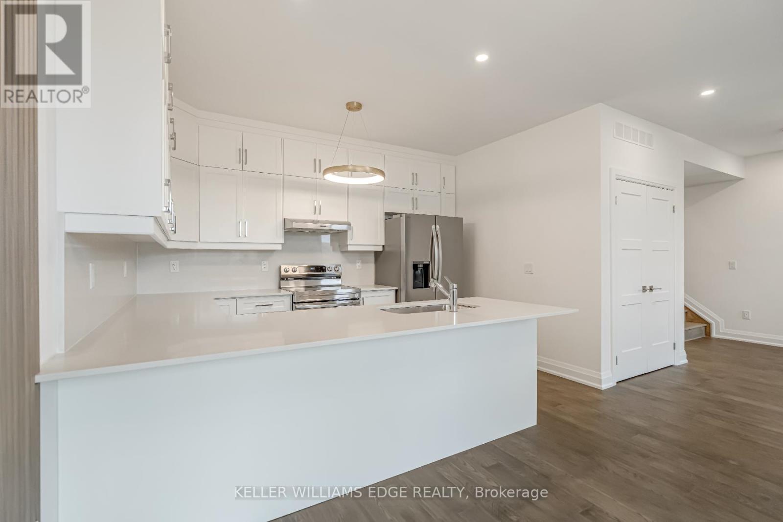 8 - 2154 Walkers Line, Burlington, Ontario  L7M 3R9 - Photo 17 - W12433000