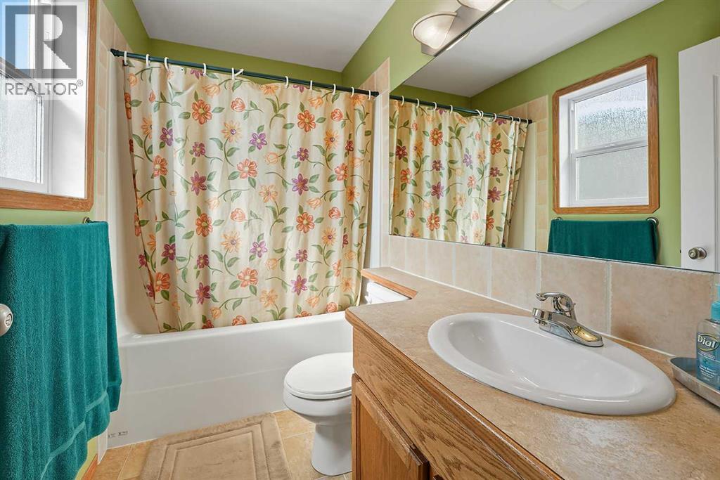 193 Westgate Crescent, Blackfalds, Alberta  T4M 0J9 - Photo 14 - A2256505
