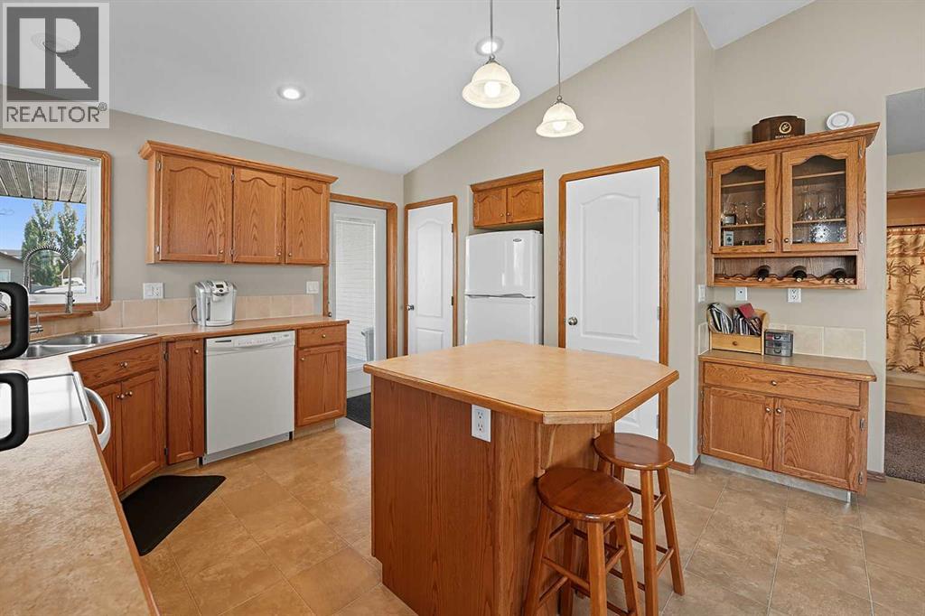 193 Westgate Crescent, Blackfalds, Alberta  T4M 0J9 - Photo 9 - A2256505