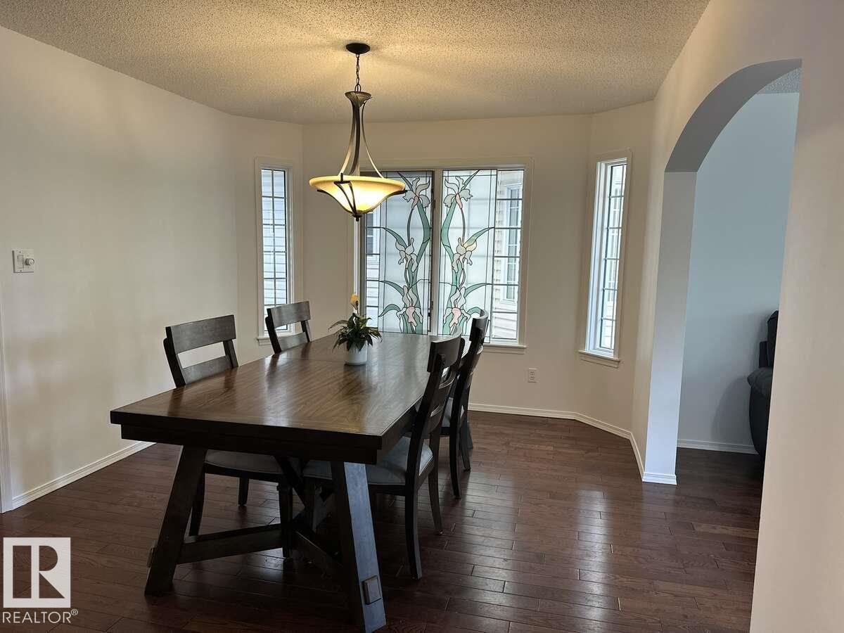 10020 97 Av Nw, Edmonton, Alberta  T5K 0B1 - Photo 4 - E4458193