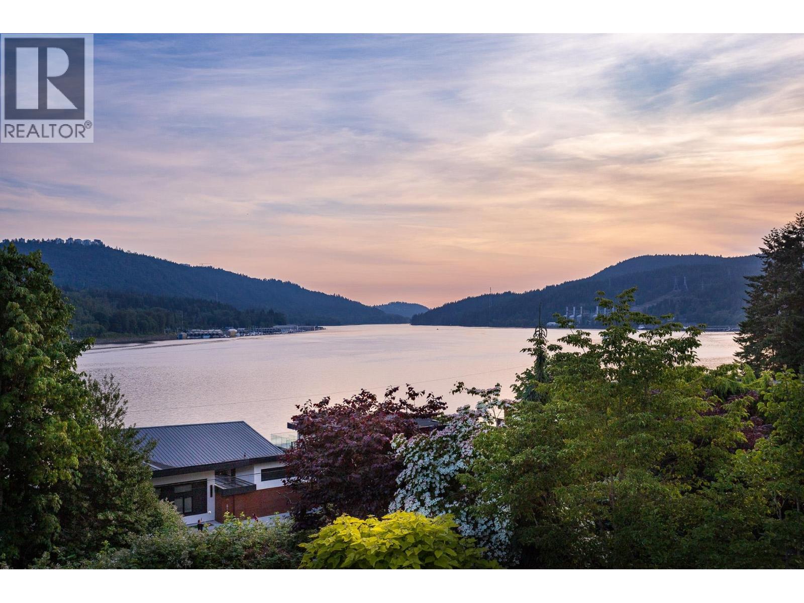 1122 Ioco Road, Port Moody, British Columbia  V3H 2X1 - Photo 19 - R3053283