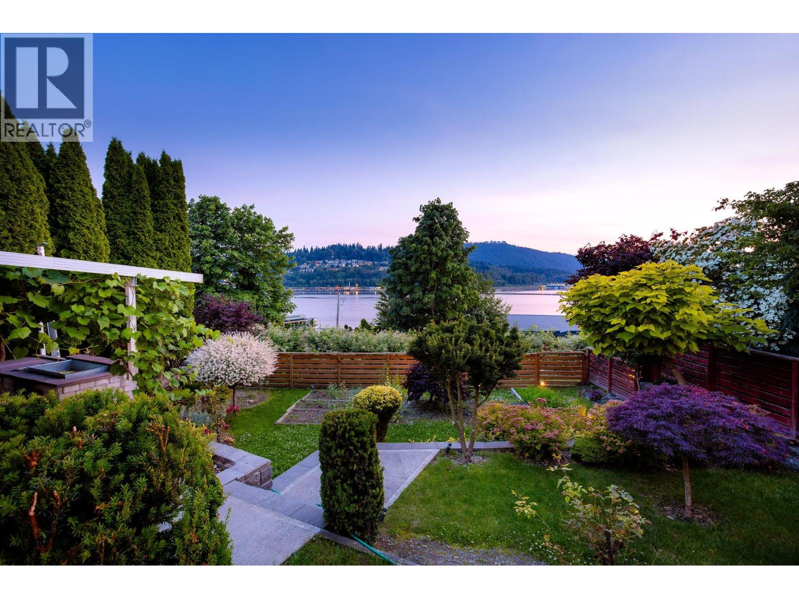 1122 Ioco Road, Port Moody, British Columbia  V3H 2X1 - Photo 36 - R3053283