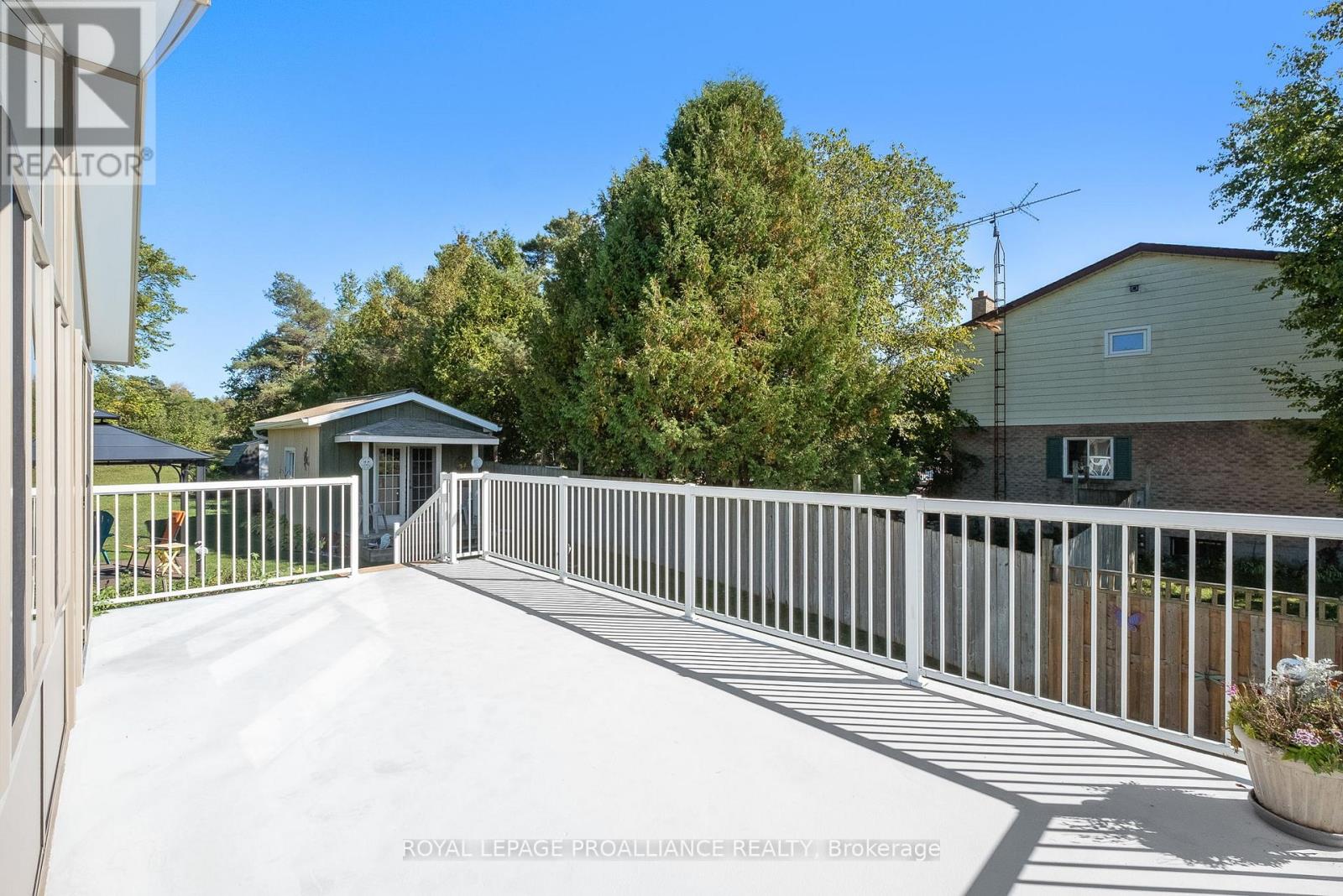 2535 Castlehill Drive, Cobourg, Ontario  K9A 0T3 - Photo 37 - X12433176