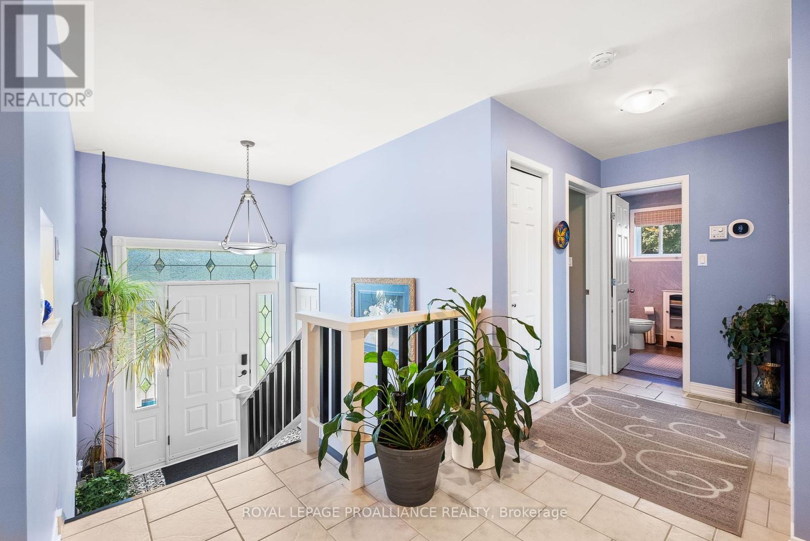 2535 Castlehill Drive, Cobourg, Ontario  K9A 0T3 - Photo 5 - X12433176