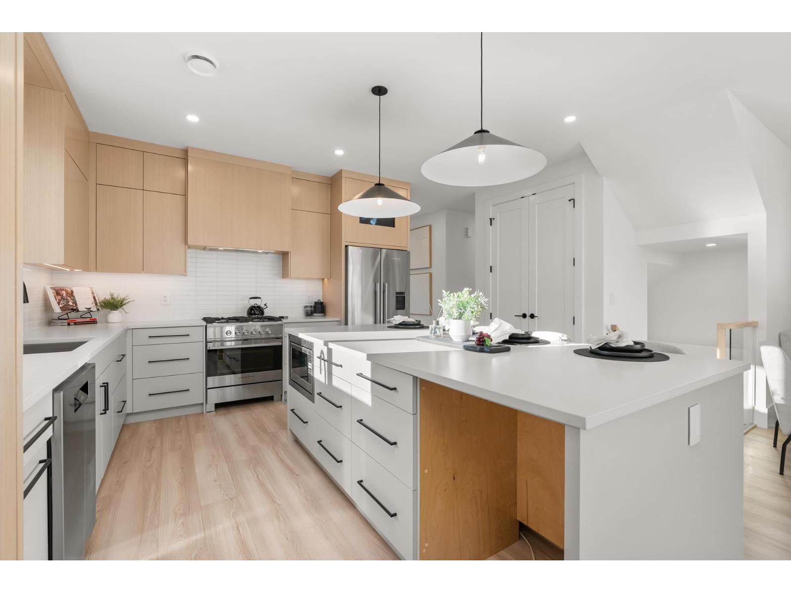 9312 Ebor Road, Delta, British Columbia  V4C 3K7 - Photo 5 - R3052721