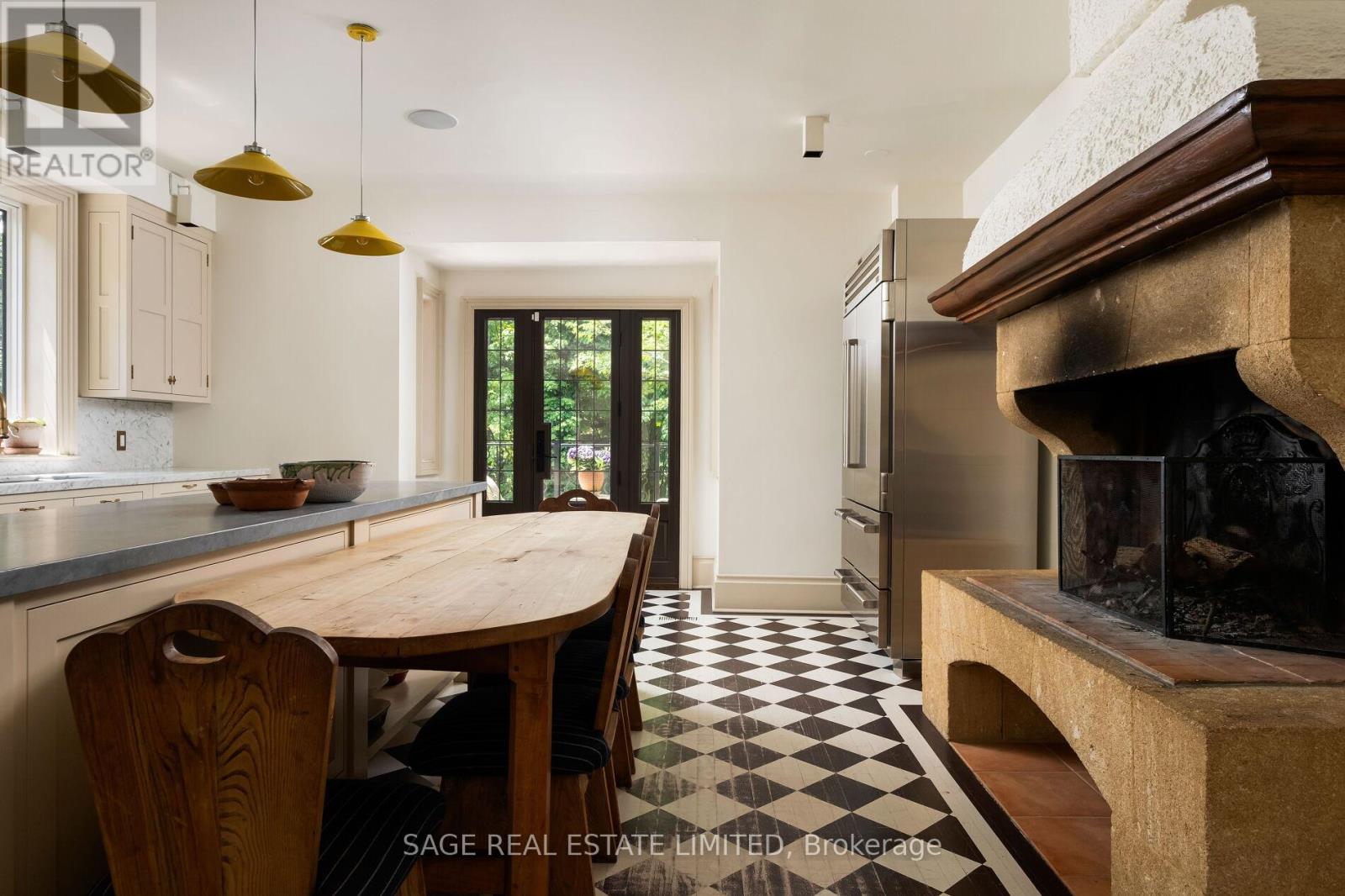 104 Park Road, Toronto, Ontario  M4W 2N7 - Photo 14 - C12433056