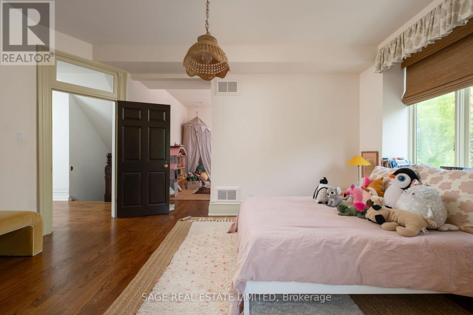 104 Park Road, Toronto, Ontario  M4W 2N7 - Photo 28 - C12433056