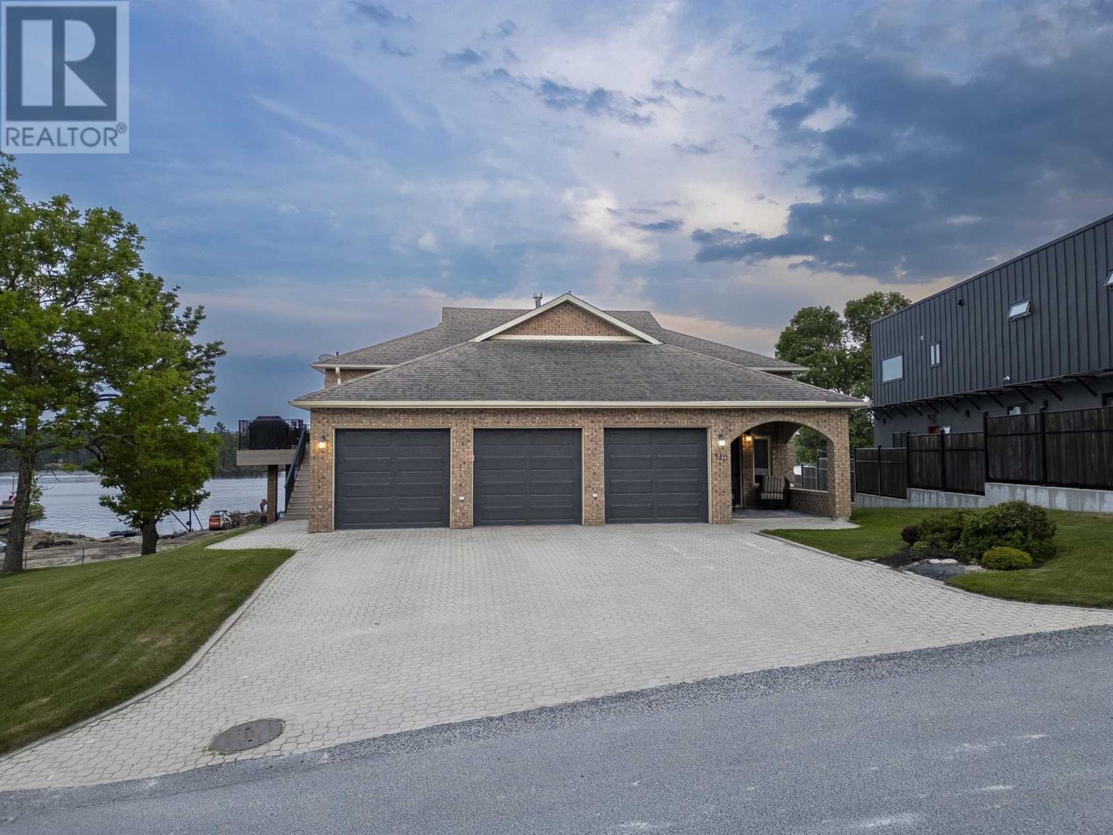 110 Lakeside Crescent, Kenora, Ontario  P9N 4H4 - Photo 2 - TB251756