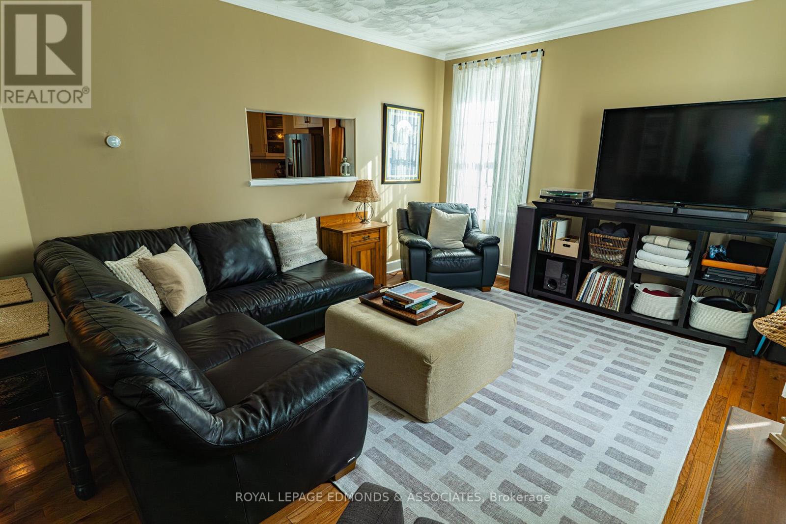 561 Mackay Street, Pembroke, Ontario  K8A 1E8 - Photo 14 - X12433092