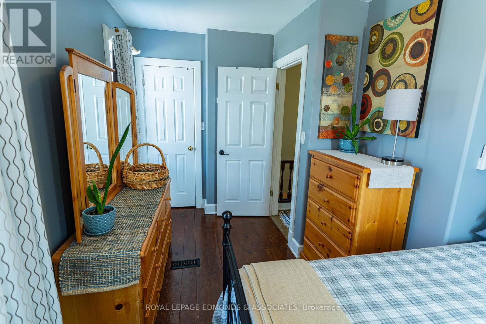 561 Mackay Street, Pembroke, Ontario  K8A 1E8 - Photo 22 - X12433092
