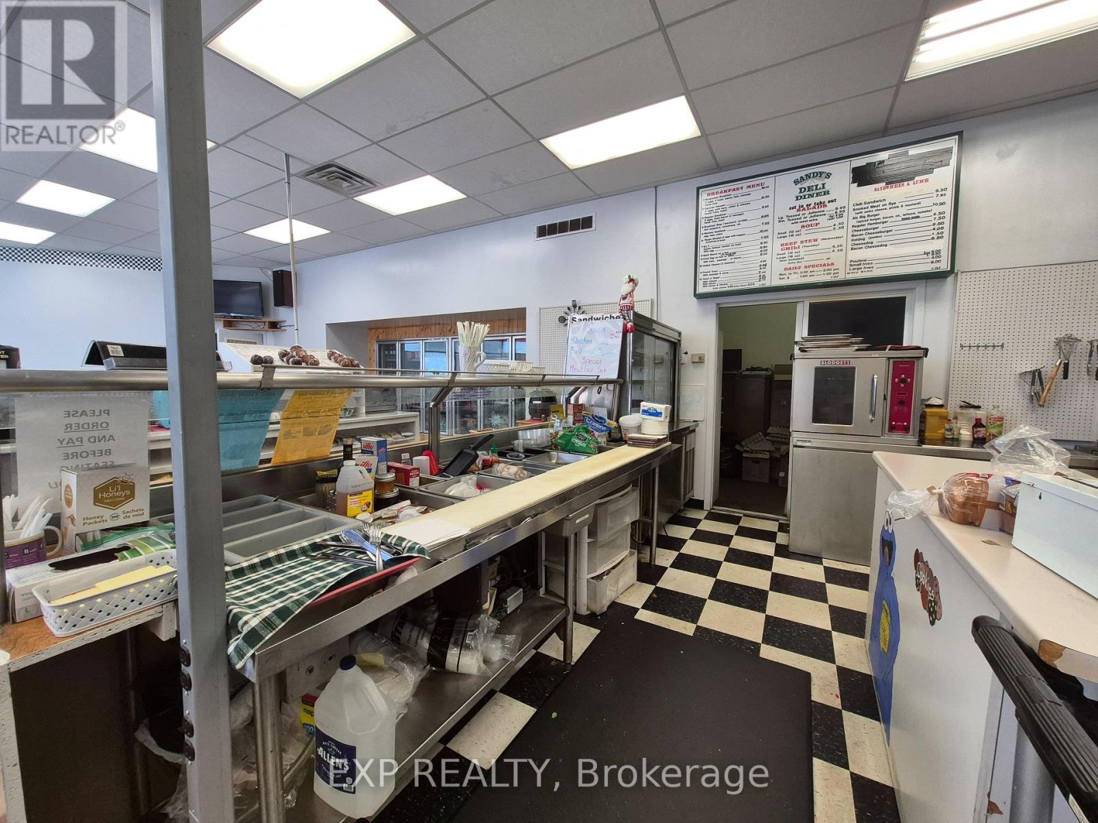 630b O'brien Road, Renfrew, Ontario  K7V 3Z2 - Photo 8 - X12433136