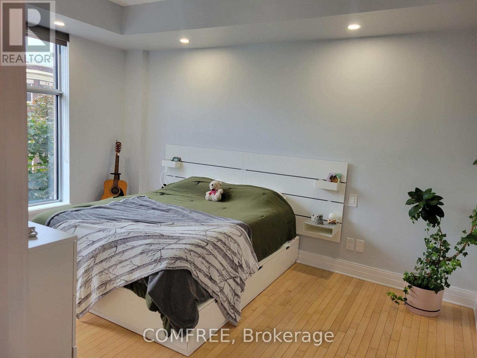 302 - 290 Powell Avenue, Ottawa, Ontario  K1S 5T4 - Photo 11 - X12433123