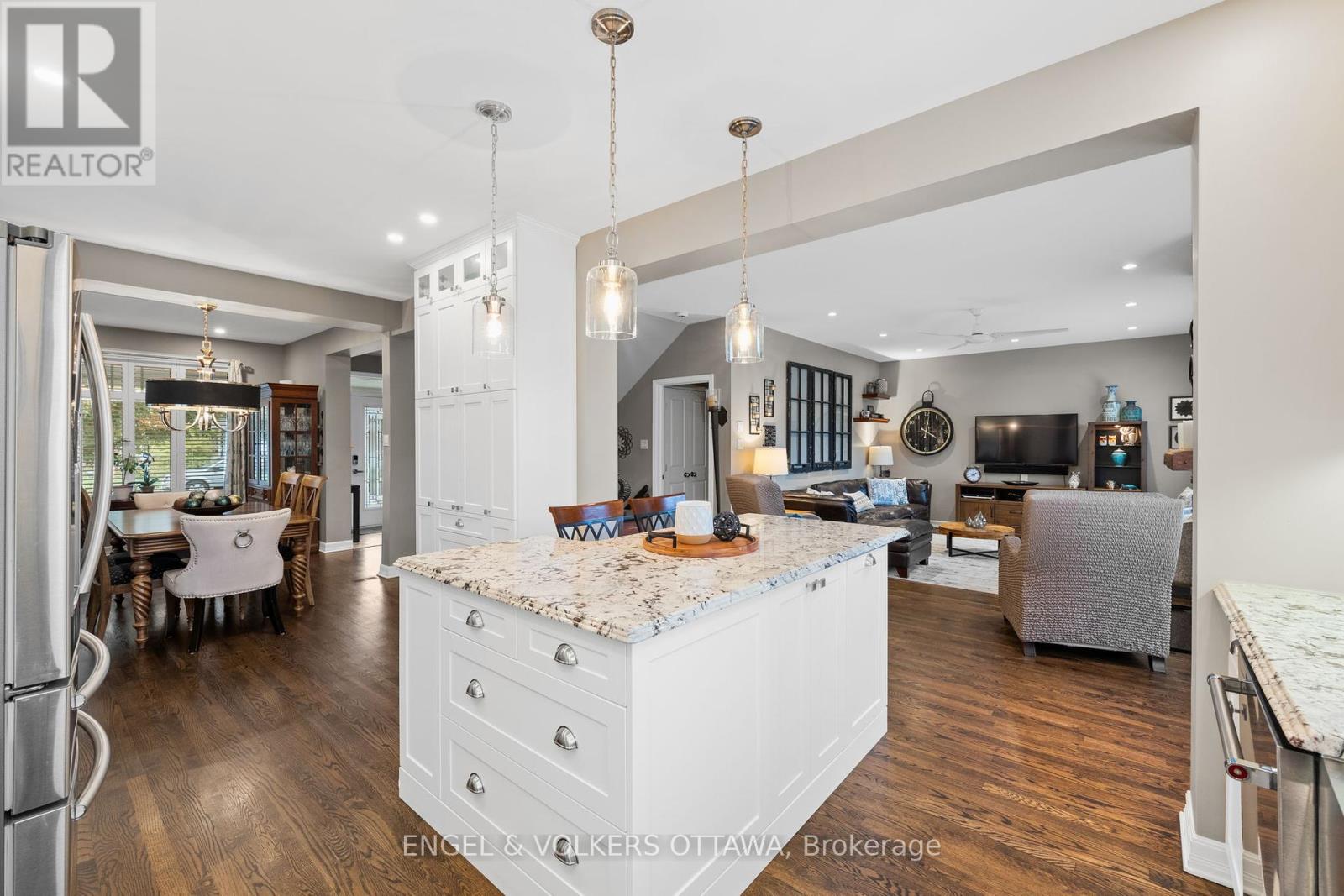 511 Erinwoods Circle, Ottawa, Ontario  K2J 5M5 - Photo 11 - X12433143