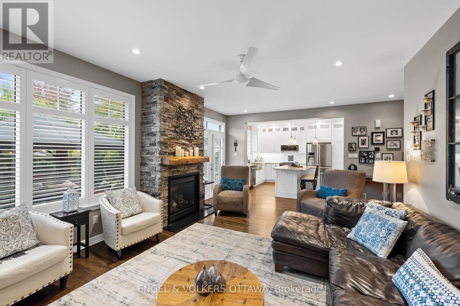 511 Erinwoods Circle, Ottawa, Ontario  K2J 5M5 - Photo 14 - X12433143