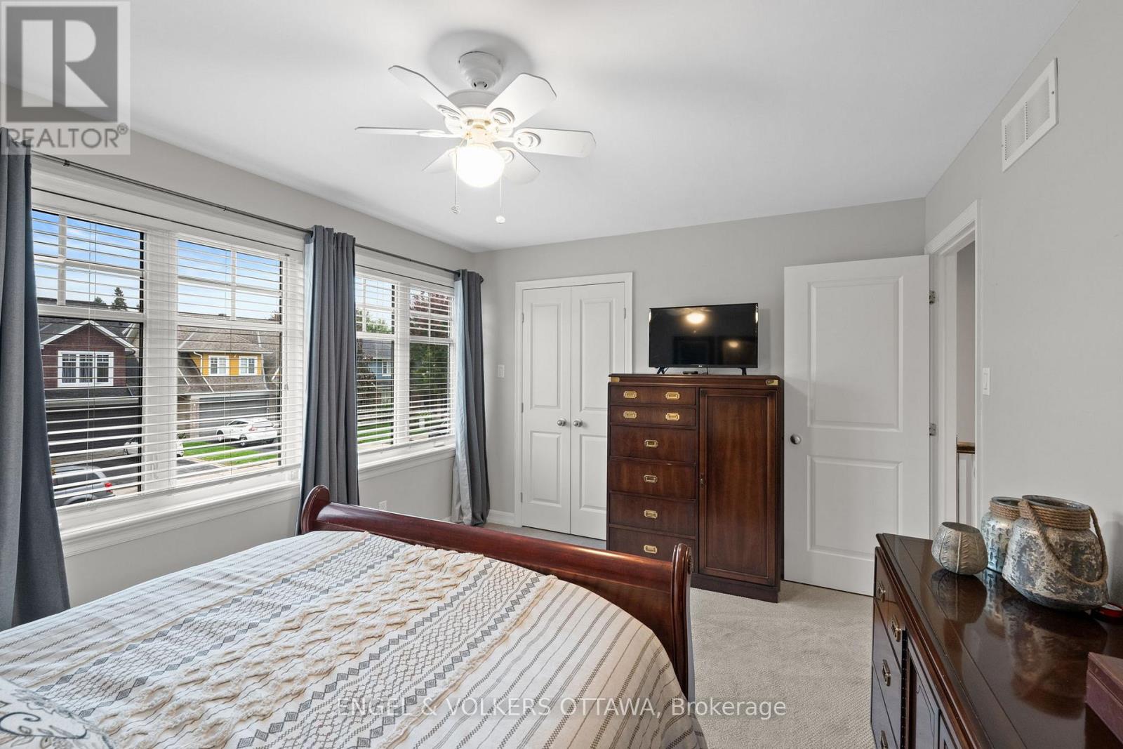 511 Erinwoods Circle, Ottawa, Ontario  K2J 5M5 - Photo 28 - X12433143