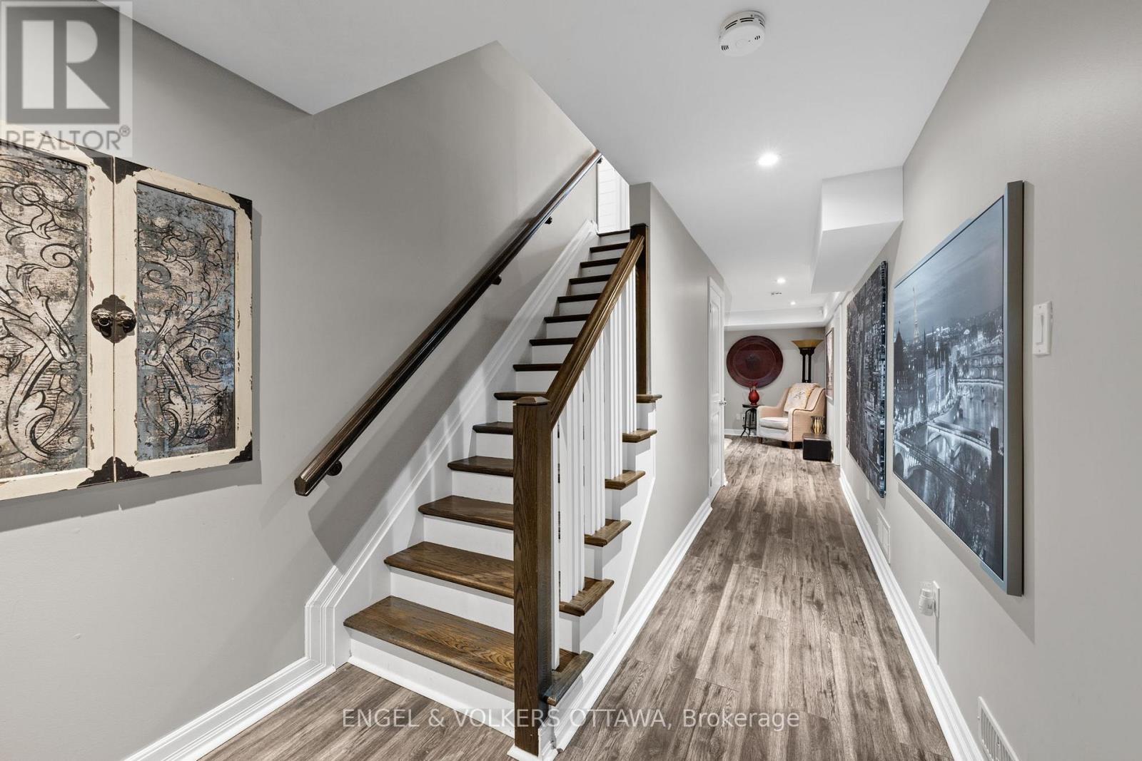 511 Erinwoods Circle, Ottawa, Ontario  K2J 5M5 - Photo 29 - X12433143