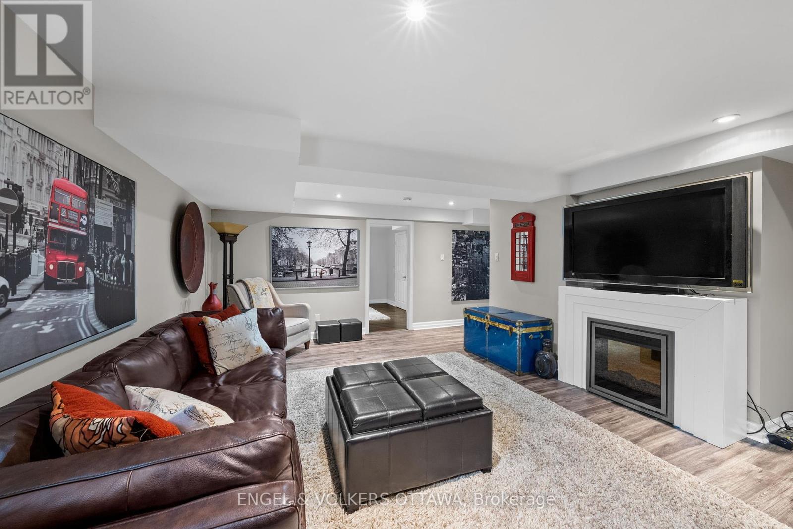 511 Erinwoods Circle, Ottawa, Ontario  K2J 5M5 - Photo 31 - X12433143