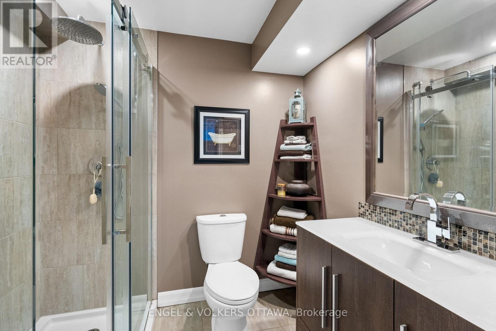 511 Erinwoods Circle, Ottawa, Ontario  K2J 5M5 - Photo 34 - X12433143