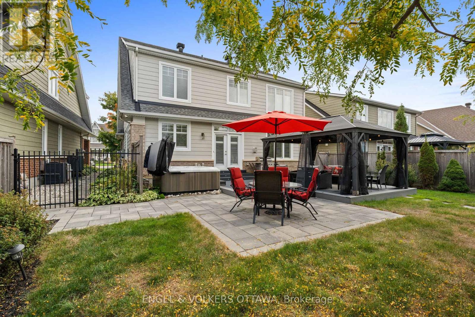 511 Erinwoods Circle, Ottawa, Ontario  K2J 5M5 - Photo 38 - X12433143