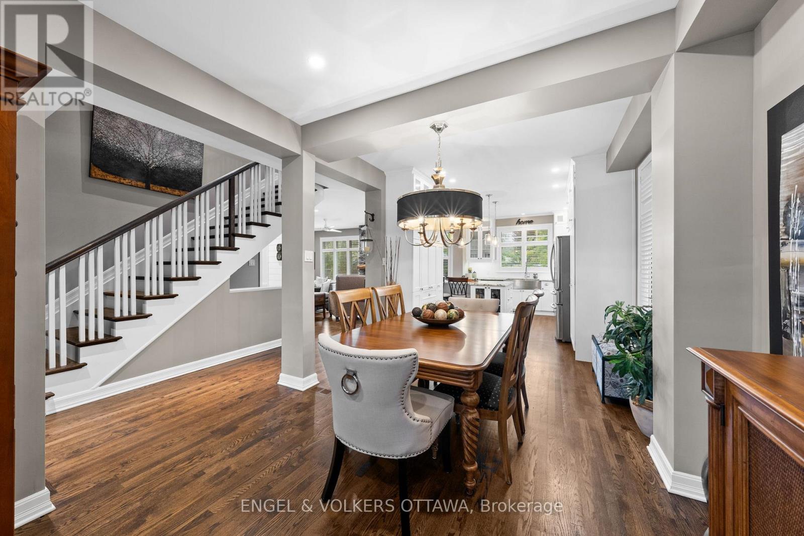 511 Erinwoods Circle, Ottawa, Ontario  K2J 5M5 - Photo 4 - X12433143