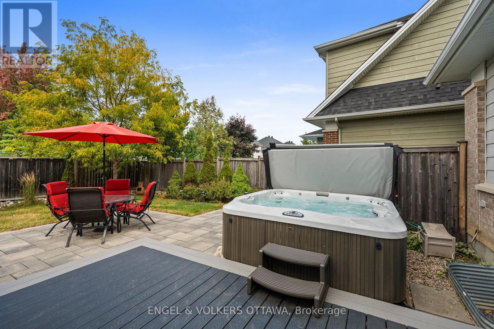 511 Erinwoods Circle, Ottawa, Ontario  K2J 5M5 - Photo 43 - X12433143
