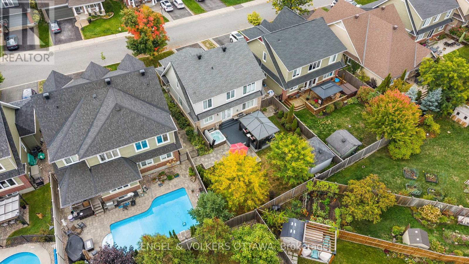 511 Erinwoods Circle, Ottawa, Ontario  K2J 5M5 - Photo 50 - X12433143