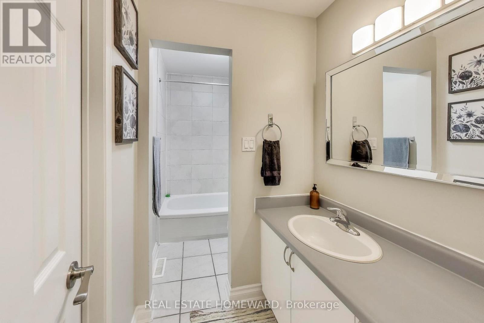 9 - 25 Whitecap Boulevard, Toronto, Ontario  M1M 2Y5 - Photo 14 - E12418898