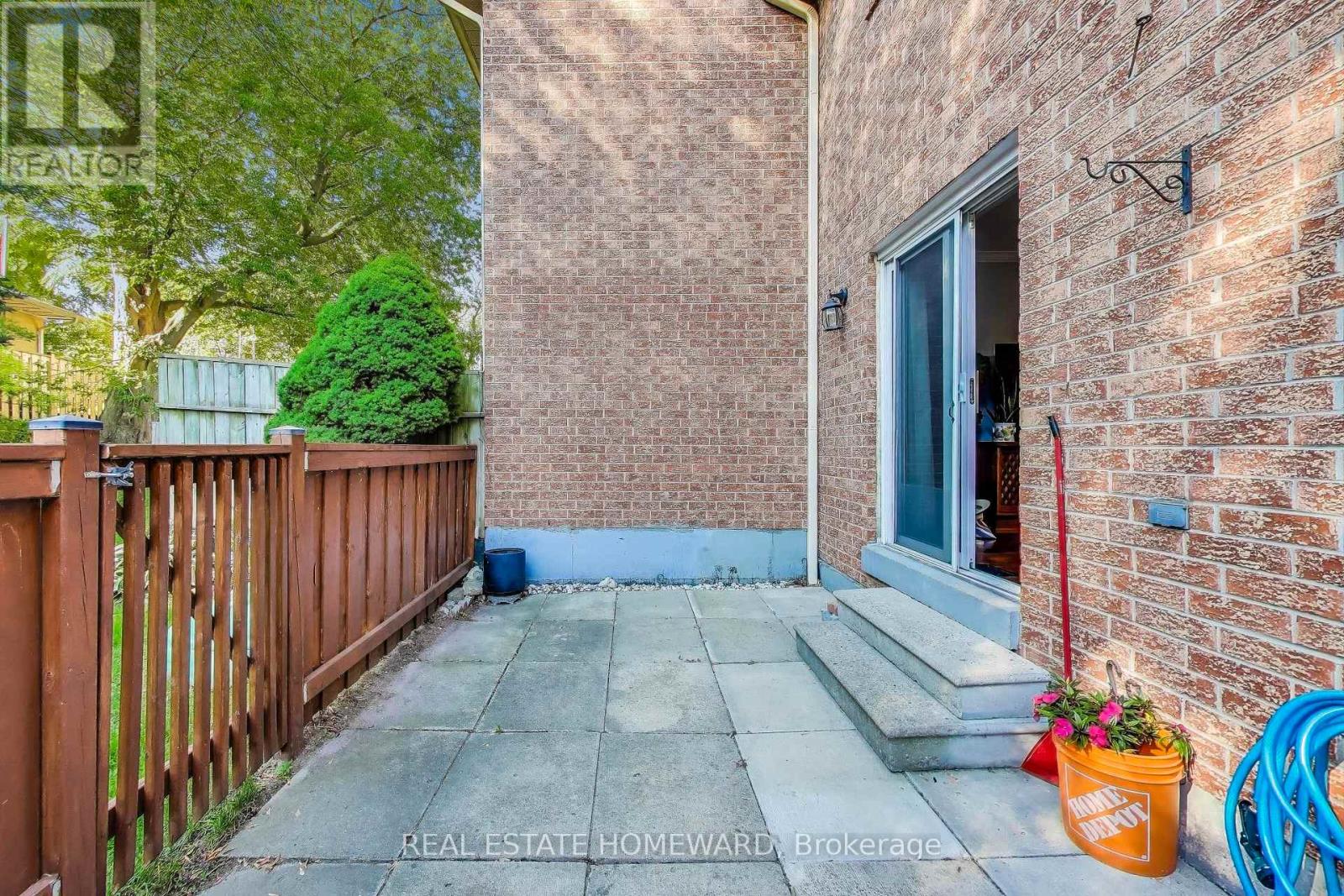 9 - 25 Whitecap Boulevard, Toronto, Ontario  M1M 2Y5 - Photo 27 - E12418898